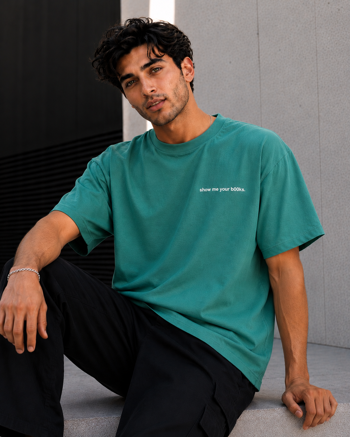 Show Me Your bOOks oversized Heavyweight - Premium tee