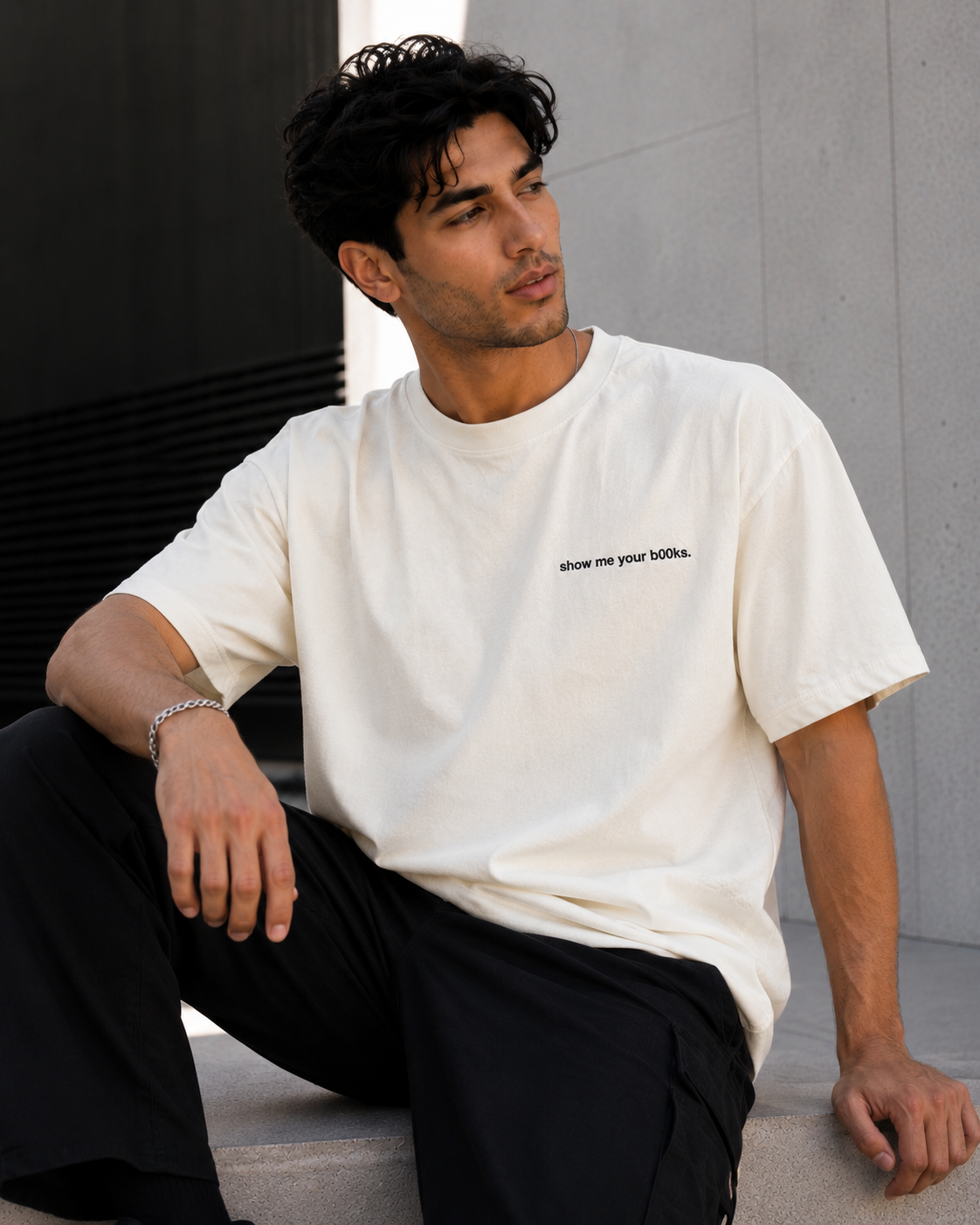 Show Me Your bOOks oversized Heavyweight - Premium tee